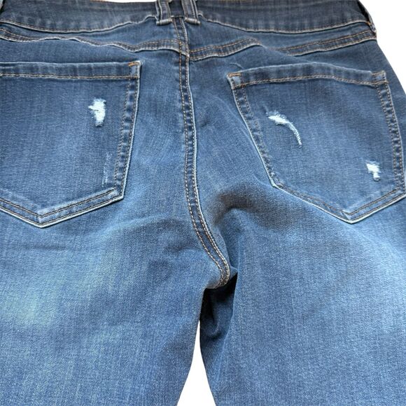 Rewash Brand Jeans Distressed with Rhinestones Size 9/29 - Picture 6 of 10